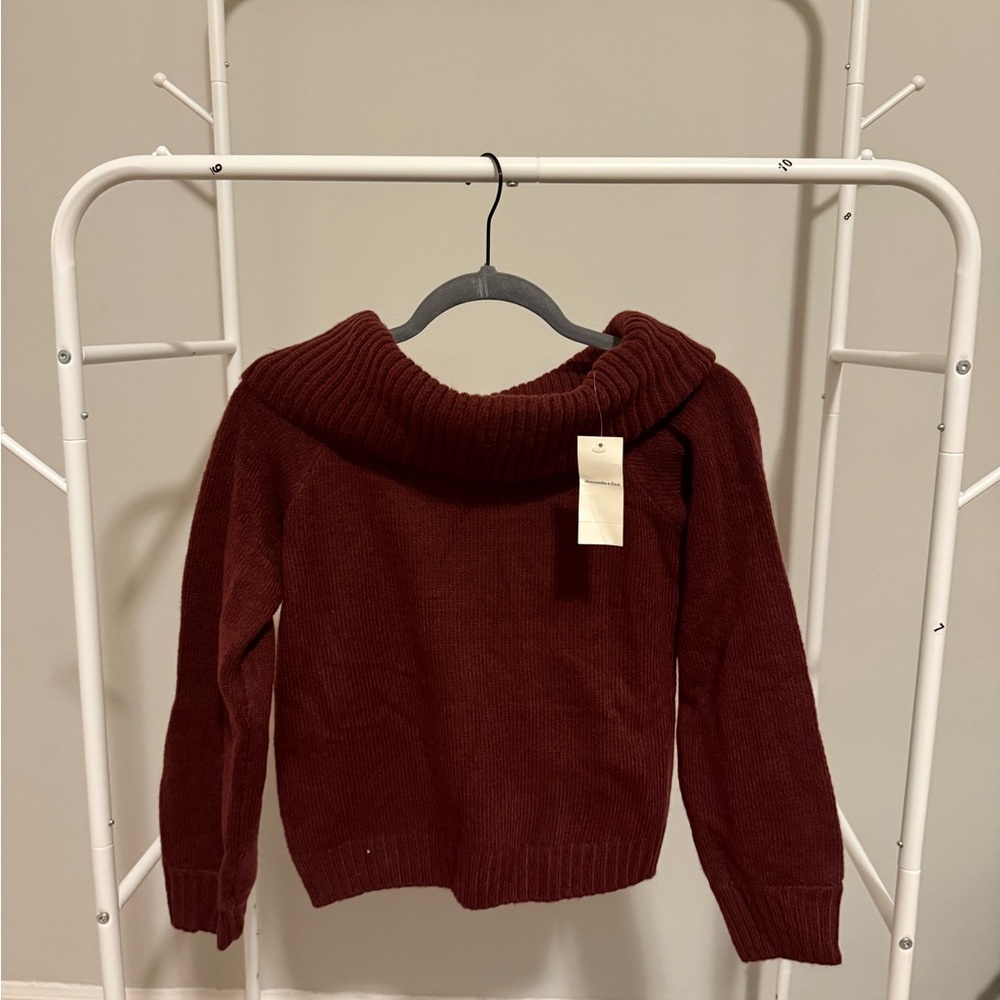 NWT Abercrombie OTS Sweater